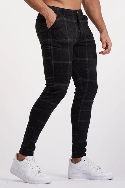 THE IZAYA TROUSERS - ZWART