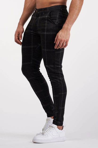 THE IZAYA TROUSERS - ZWART