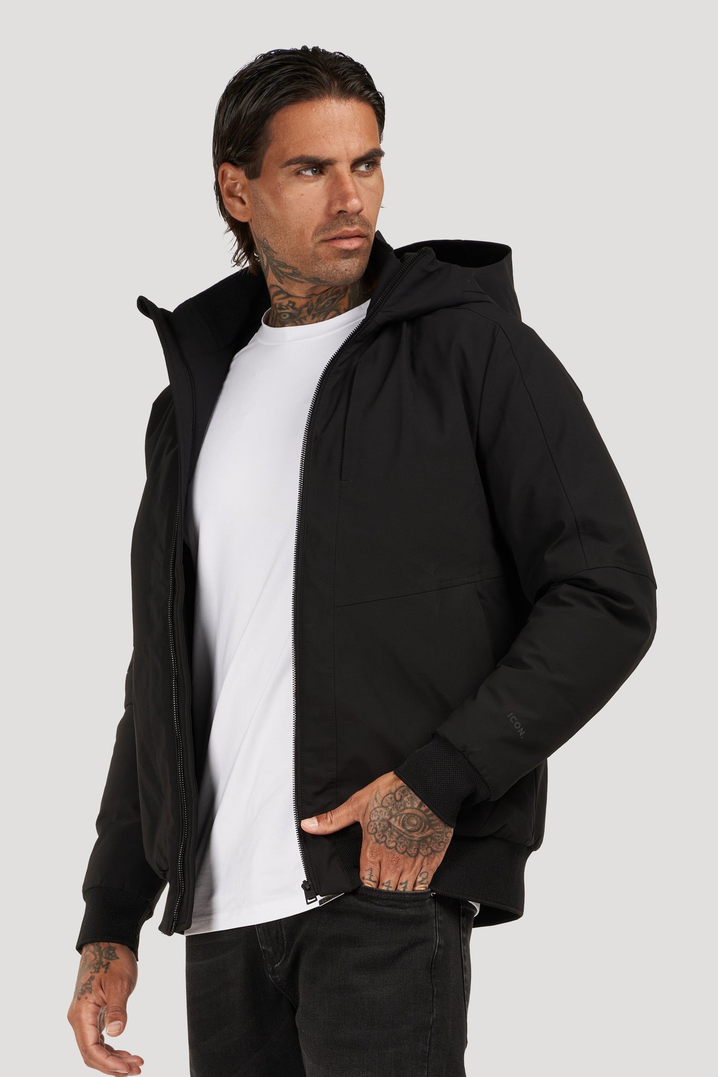 THE SOFTSHELL JACKET