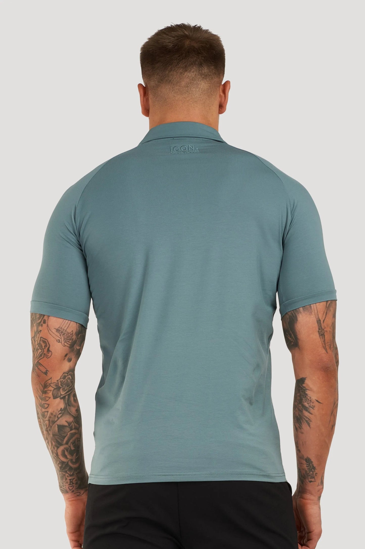 THE MUSCLE BUTTON POLO - MARINE BLUE